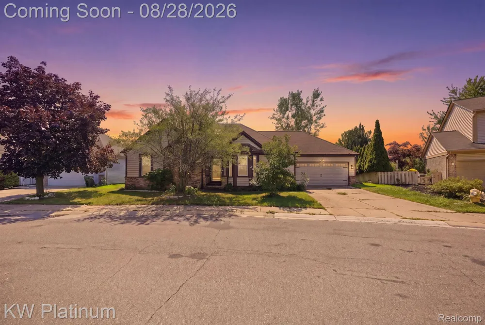 46439 Greenbriar Drive Chesterfield Township, MI 48051