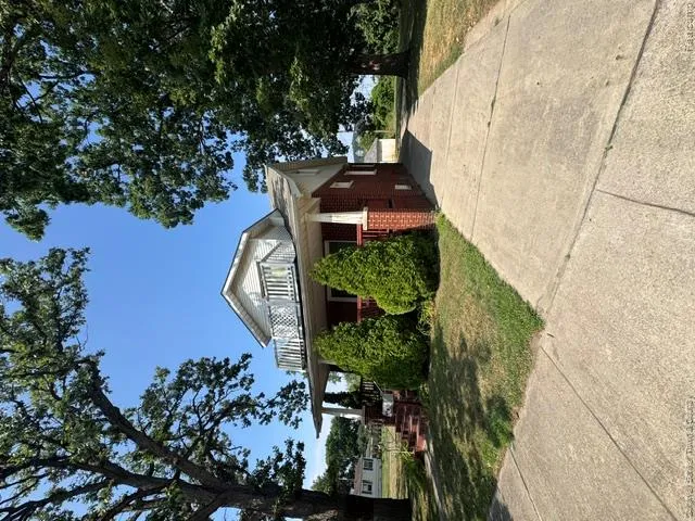 18647 Robert Street Melvindale City, MI 48122