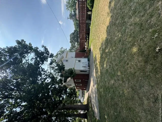 18647 Robert Street Melvindale City, MI 48122