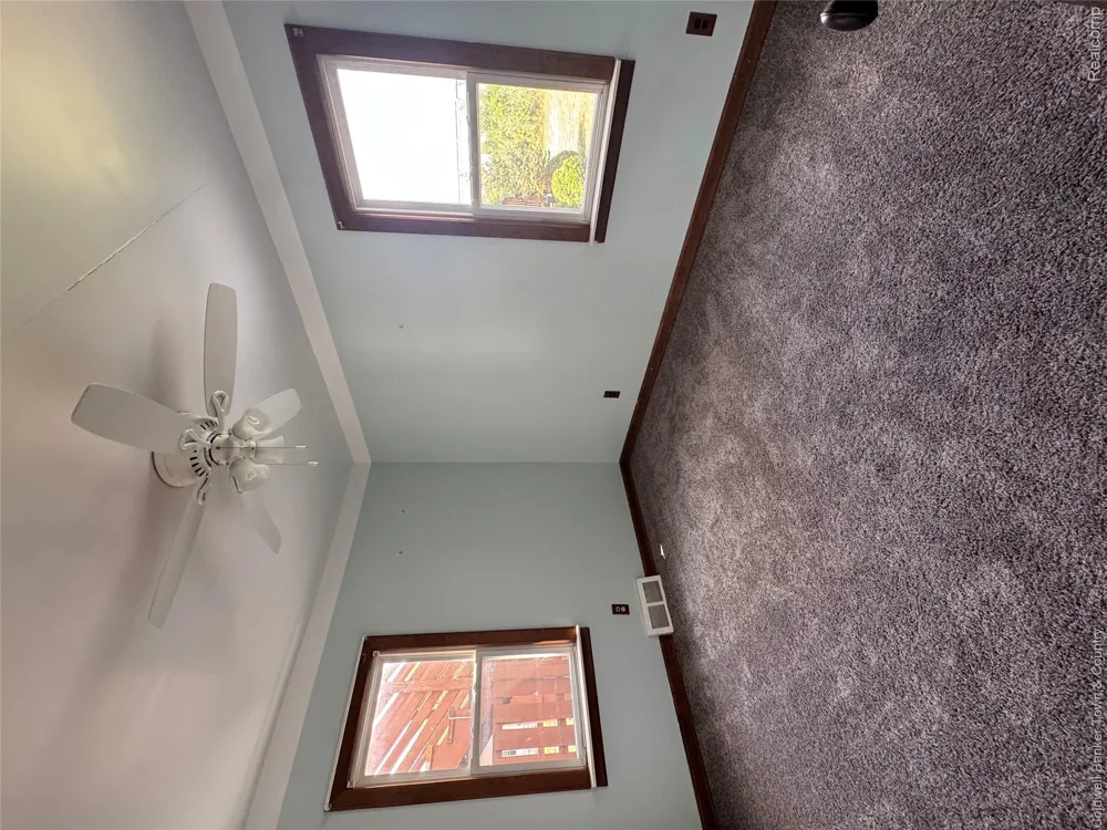 18647 Robert Street Melvindale City, MI 48122