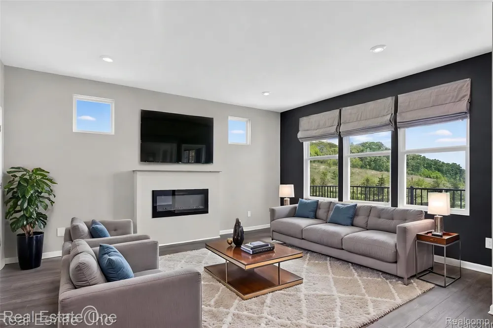 4799 Broomfield Way Orion Charter Township, MI 48359