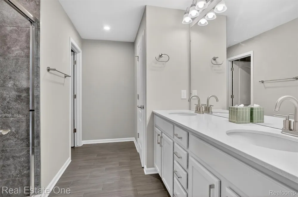 4799 Broomfield Way Orion Charter Township, MI 48359