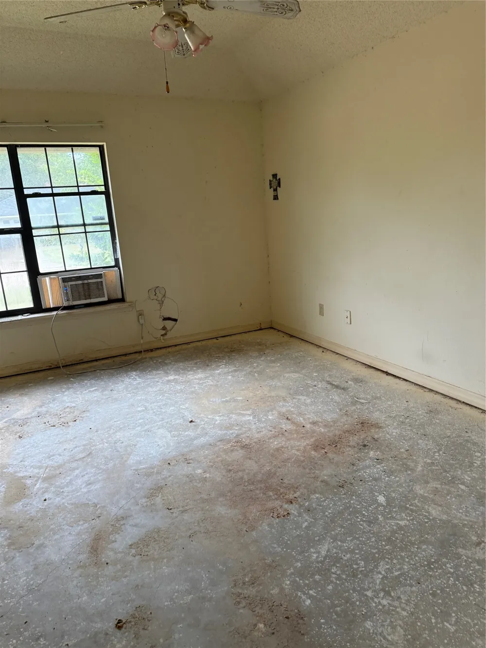 5704 Pampus Lane Bossier City, LA 71112