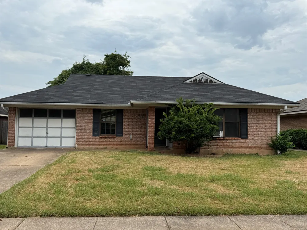 5704 Pampus Lane Bossier City, LA 71112