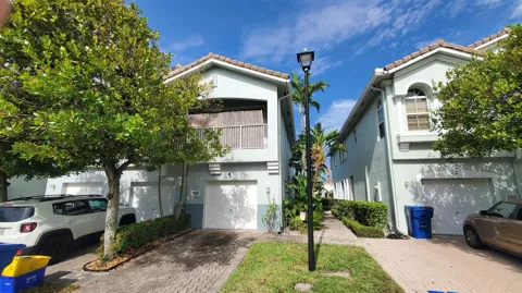 3051 Laurel Ridge Circle