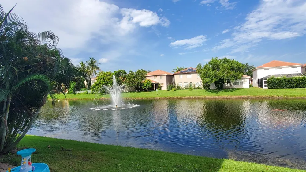 3051 Laurel Ridge Circle Riviera Beach, FL 33404