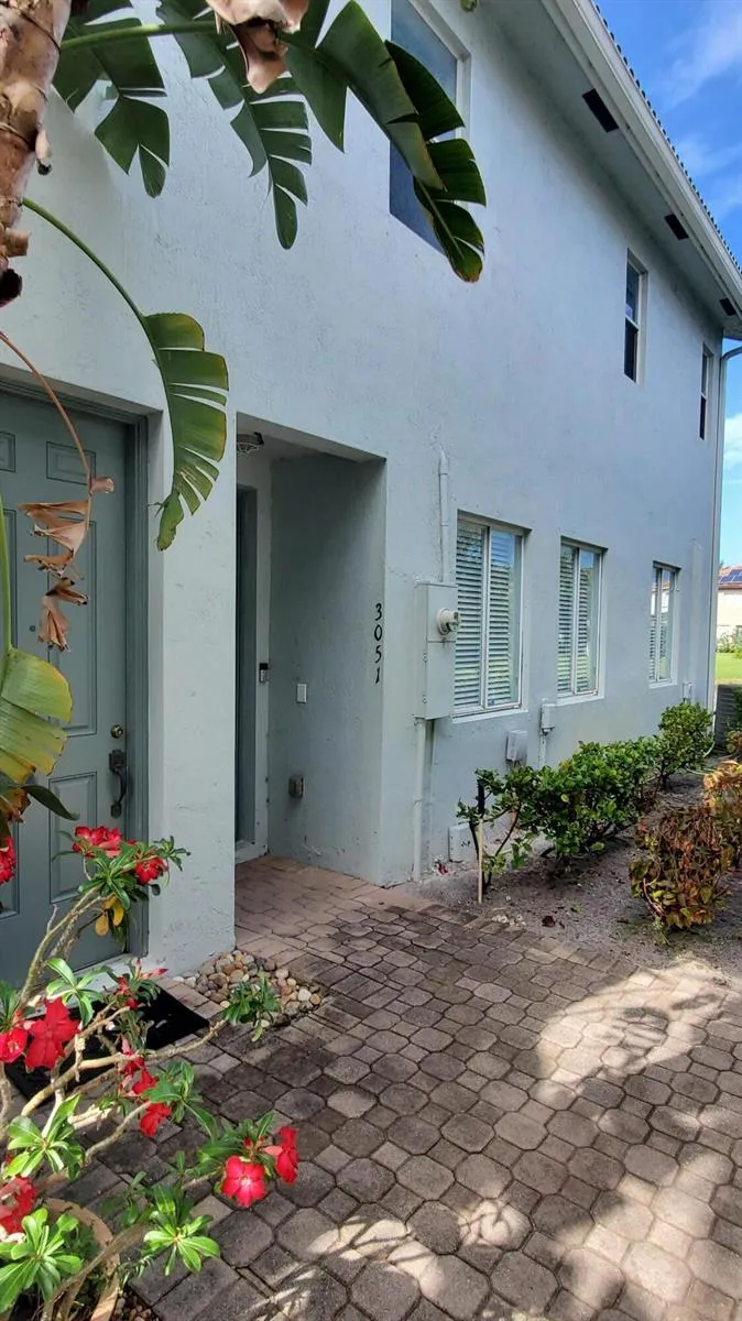 3051 Laurel Ridge Circle Riviera Beach, FL 33404
