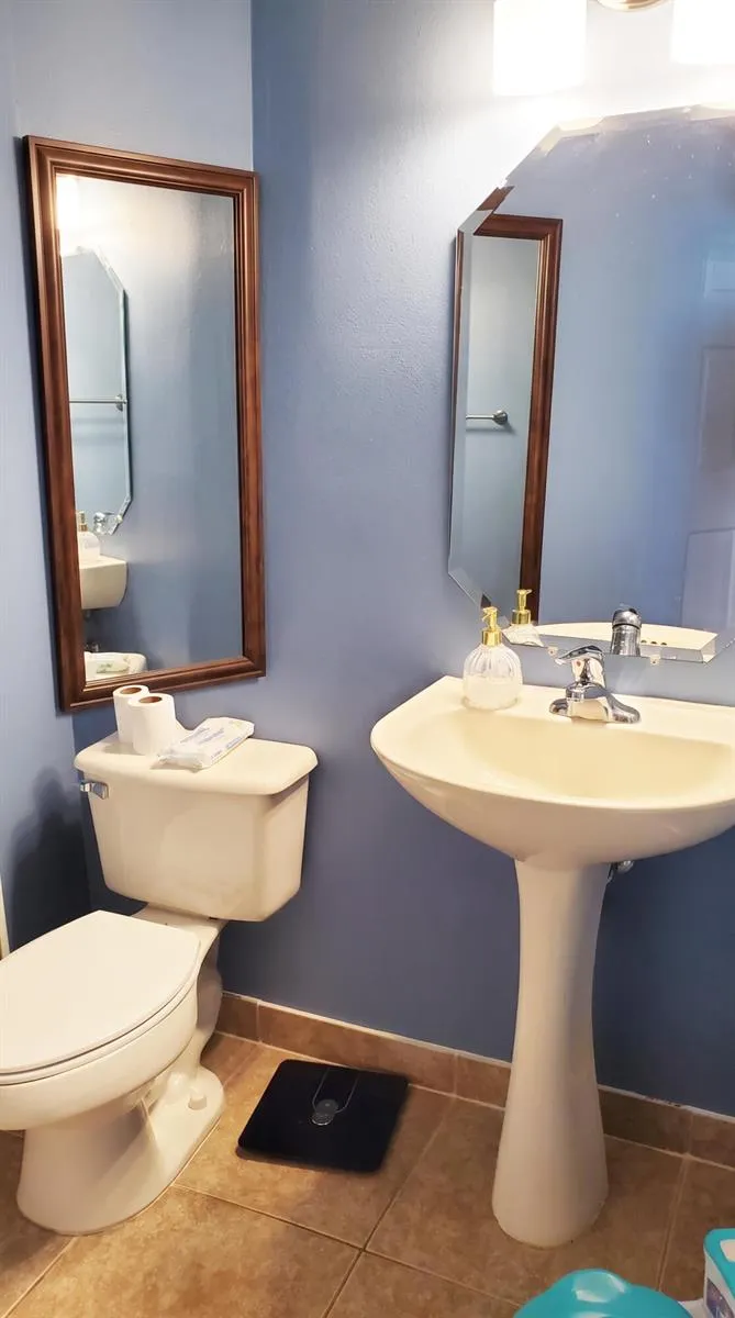 3051 Laurel Ridge Circle Riviera Beach, FL 33404