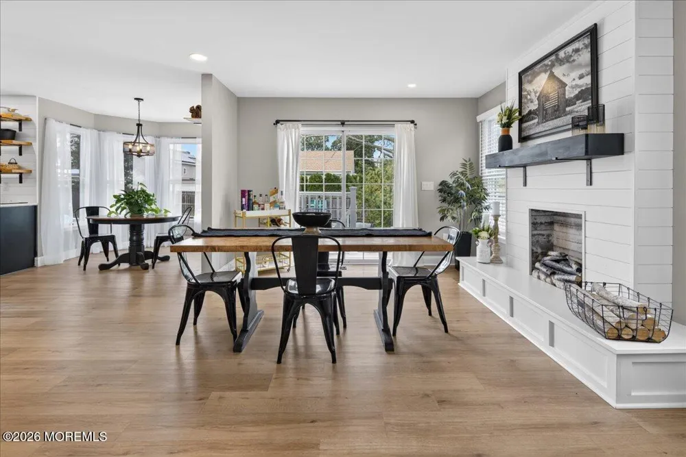 591 Pirate Lane Manahawkin, NJ 08050
