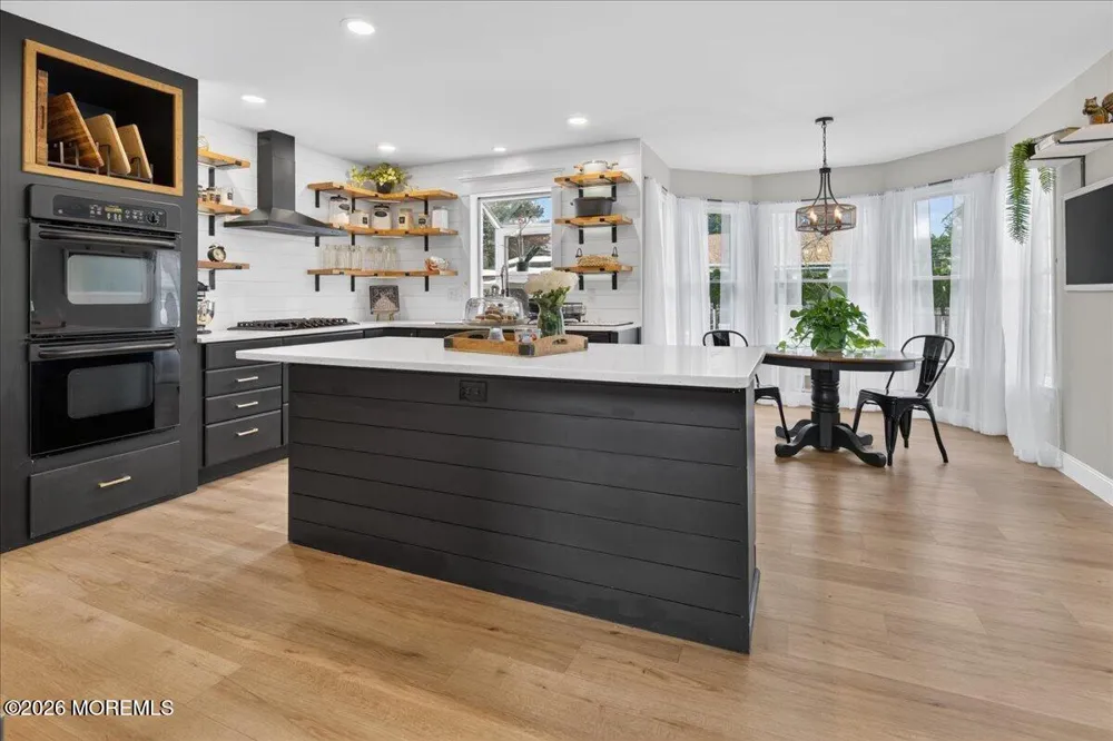 591 Pirate Lane Manahawkin, NJ 08050