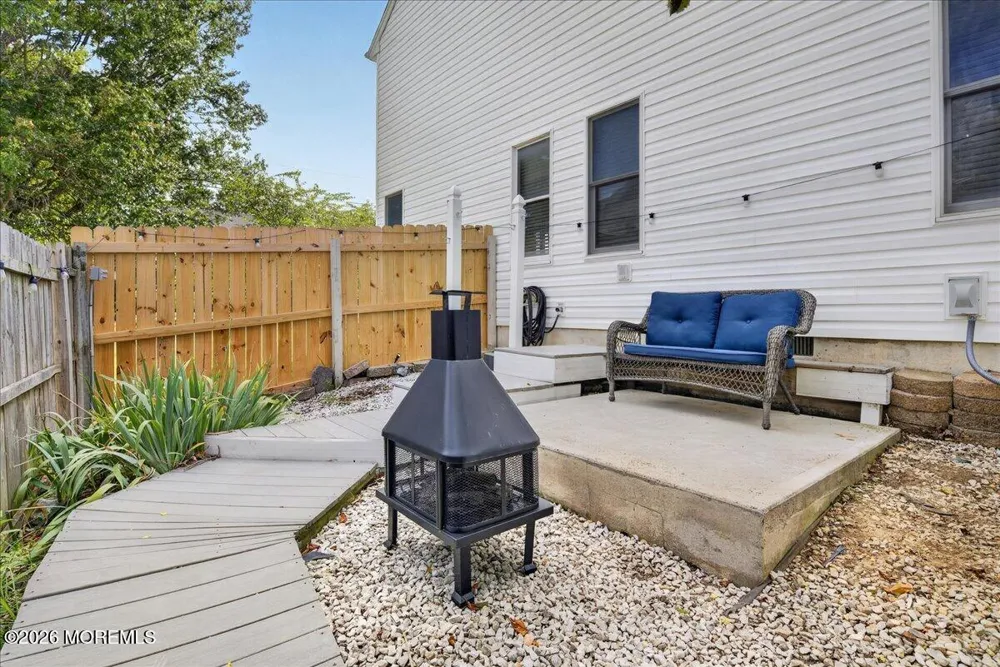 591 Pirate Lane Manahawkin, NJ 08050
