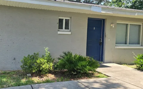 2911 SE 52ND AVENUE #4