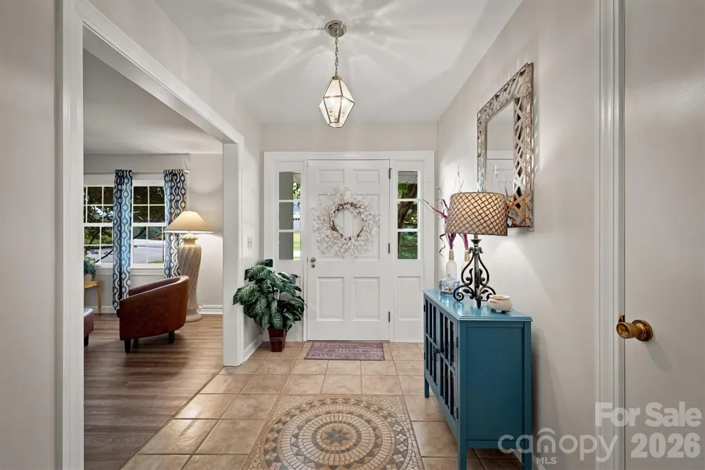 1009 Randolph Circle SE Lenoir, NC 28645