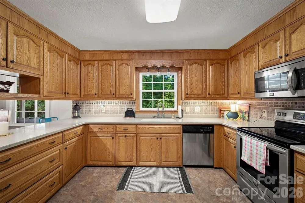 1009 Randolph Circle SE Lenoir, NC 28645