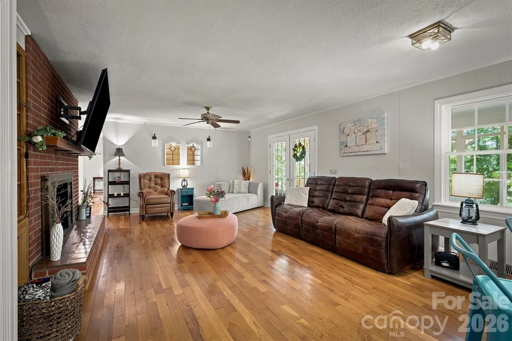 1009 Randolph Circle SE Lenoir, NC 28645