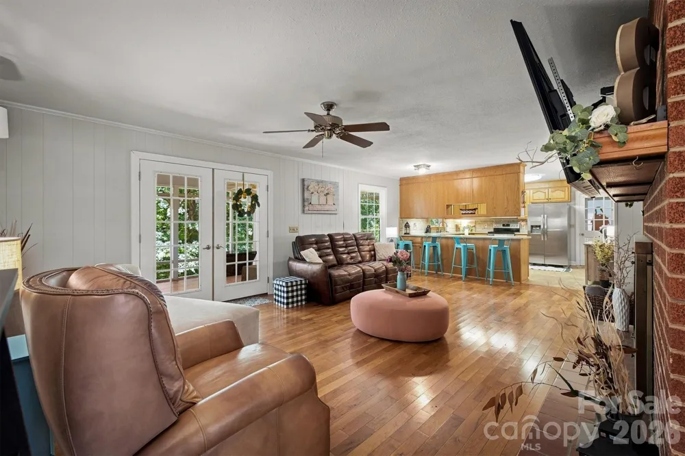 1009 Randolph Circle SE Lenoir, NC 28645