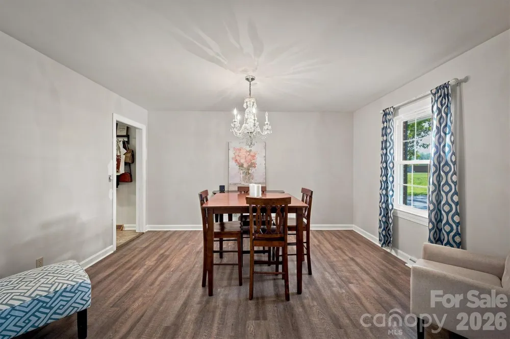 1009 Randolph Circle SE Lenoir, NC 28645