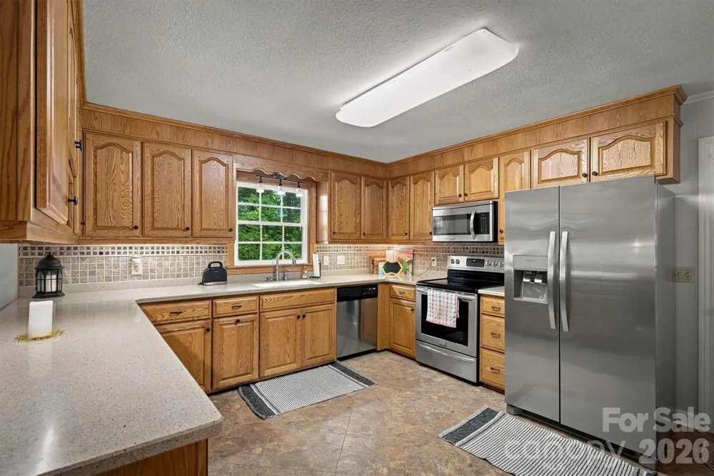 1009 Randolph Circle SE Lenoir, NC 28645