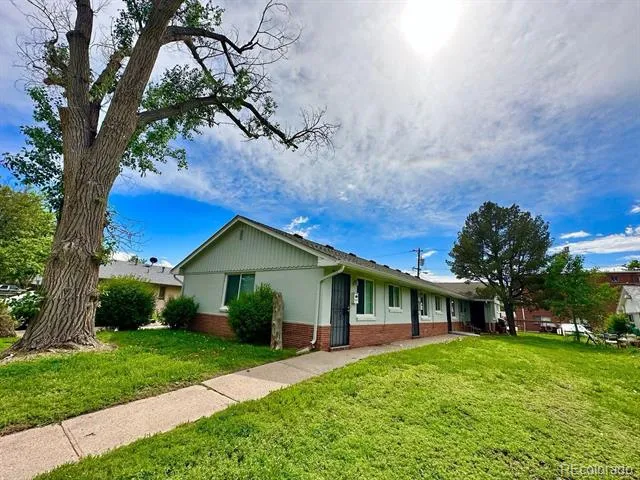 1177 Akron Aurora, CO 80010