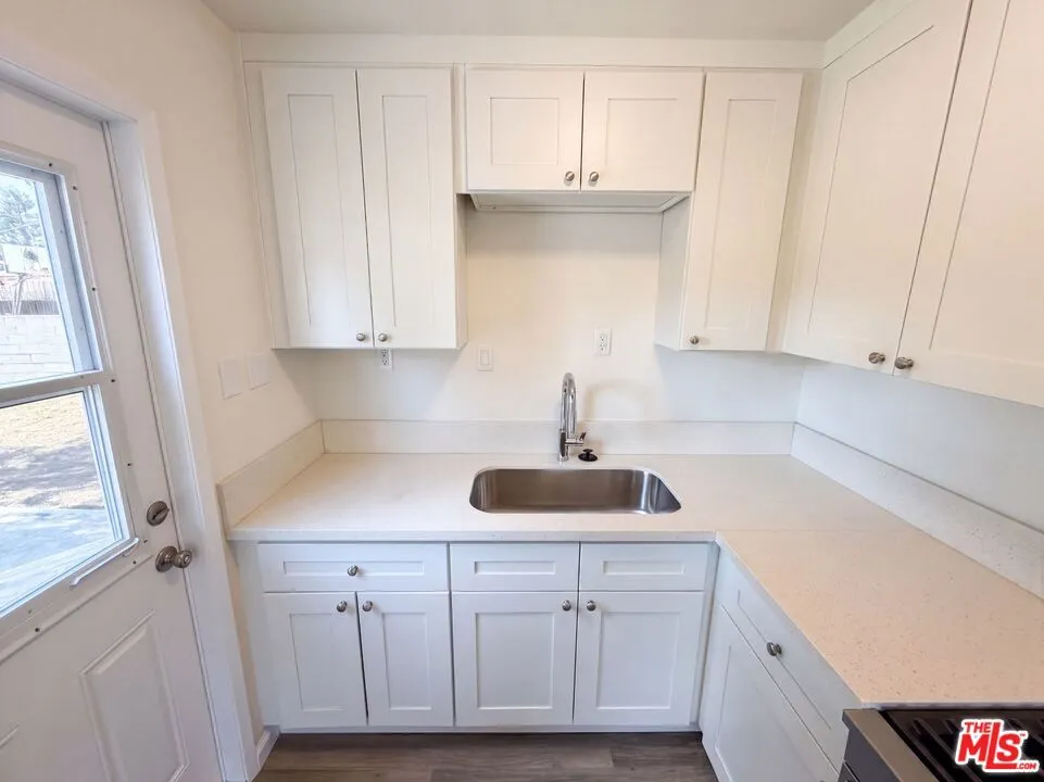 16503 S Cuzco Avenue Compton, CA 90221