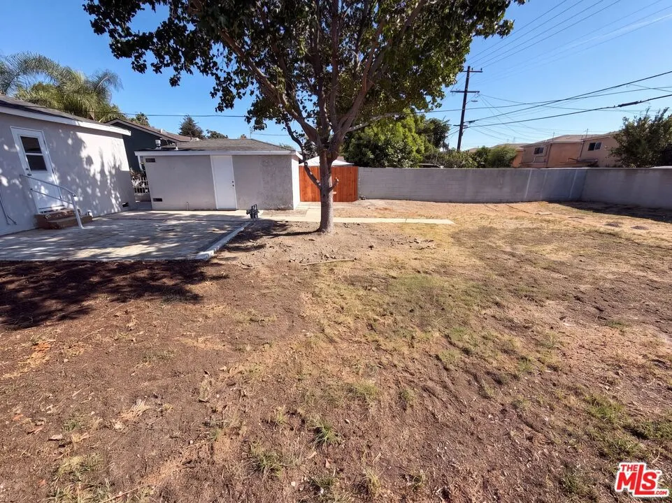 16503 S Cuzco Avenue Compton, CA 90221