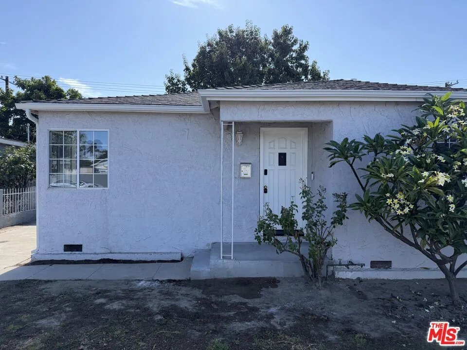 16503 S Cuzco Avenue Compton, CA 90221