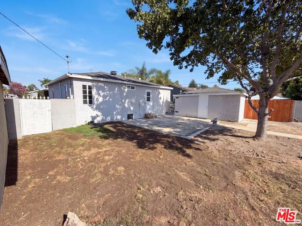 16503 S Cuzco Avenue Compton, CA 90221