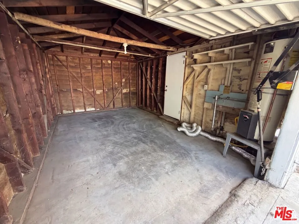 16503 S Cuzco Avenue Compton, CA 90221