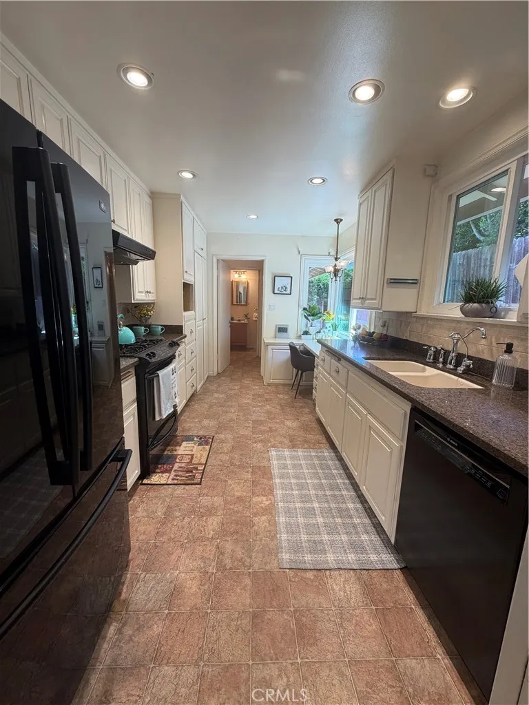 3404 Via La Selva Palos Verdes Estates, CA 90274
