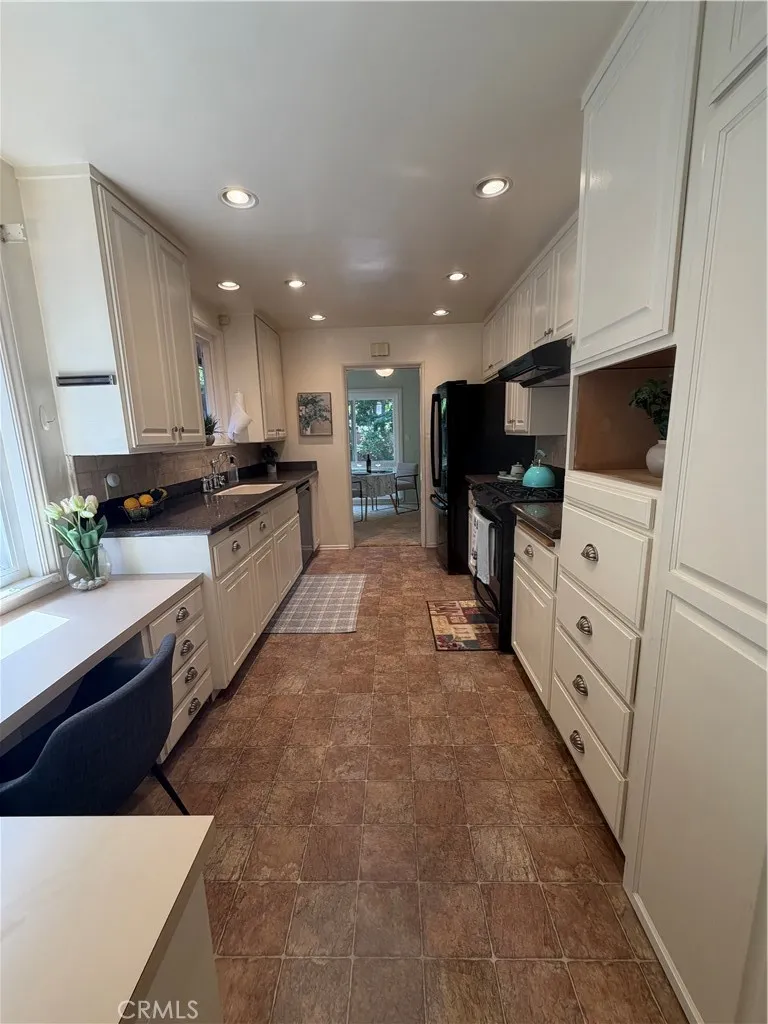 3404 Via La Selva Palos Verdes Estates, CA 90274
