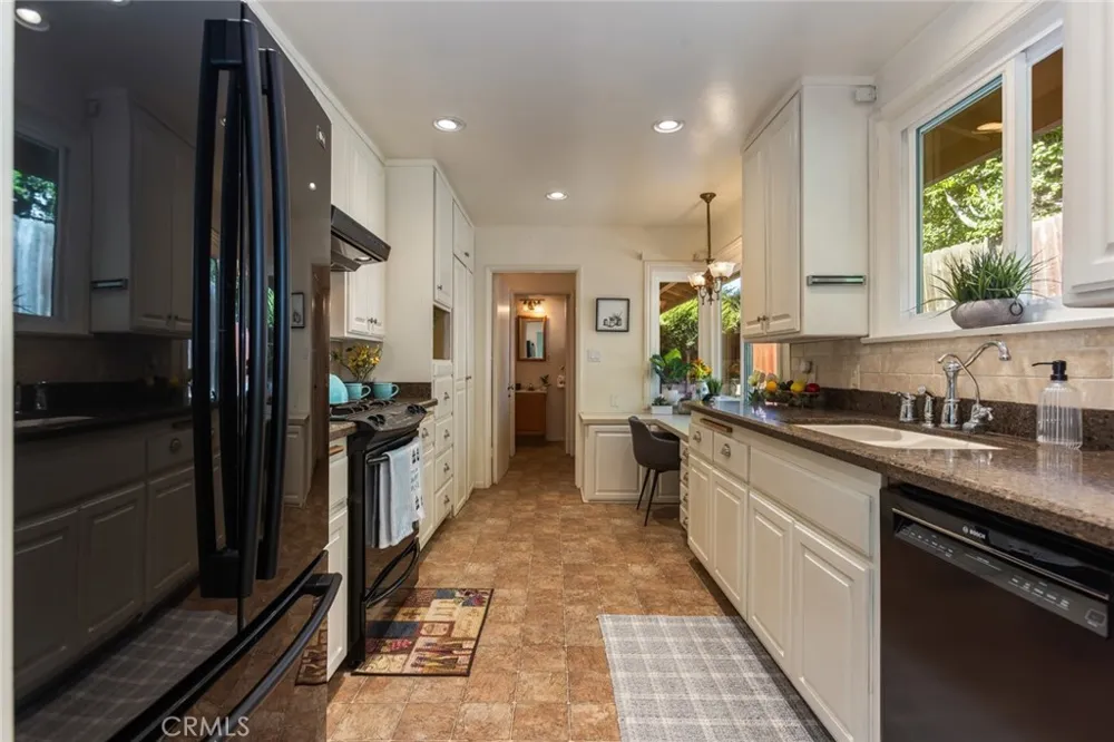 3404 Via La Selva Palos Verdes Estates, CA 90274
