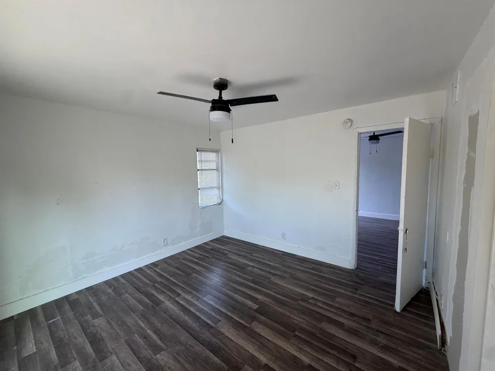 1303 NW 8TH AVENUE Fort Lauderdale, FL 33311