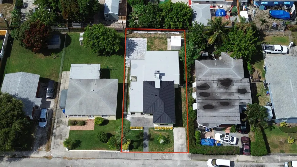 120 W 22ND STREET Riviera Beach, FL 33404