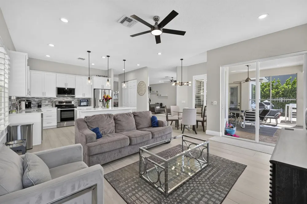 11144 MARINA BAY ROAD Wellington, FL 33449