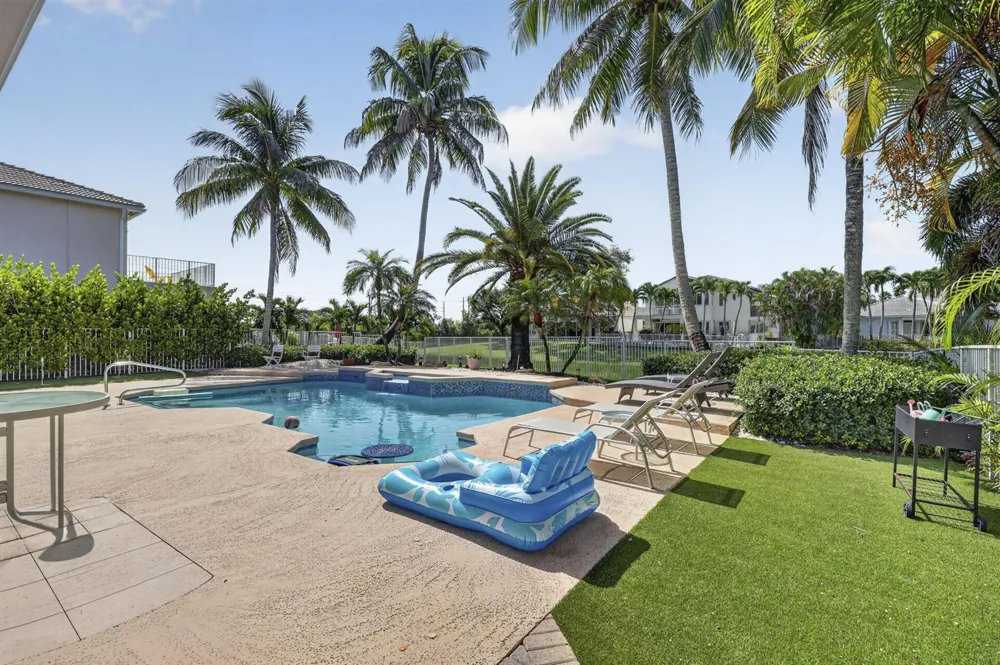 11144 MARINA BAY ROAD Wellington, FL 33449