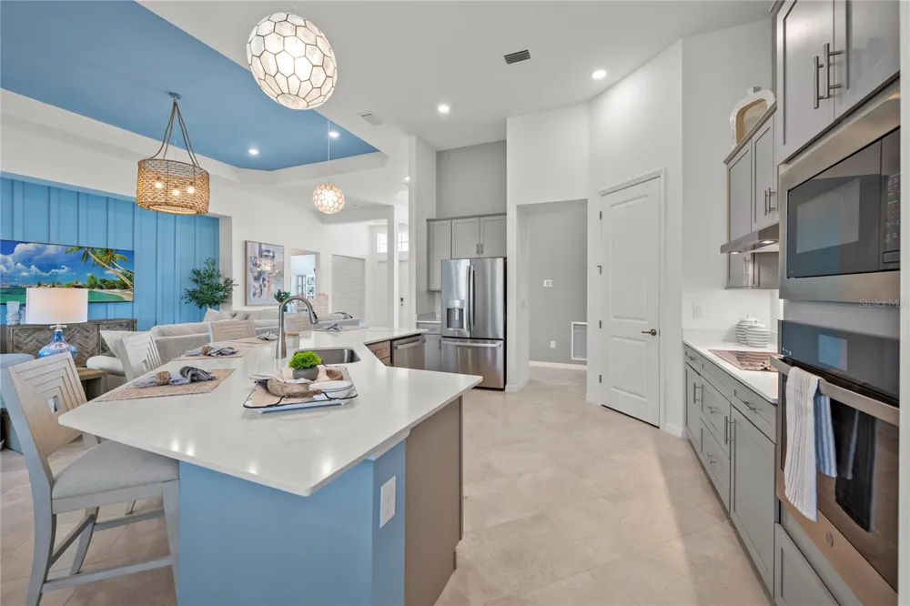 20013 TROUT TERRACE Lakewood Ranch, FL 34211