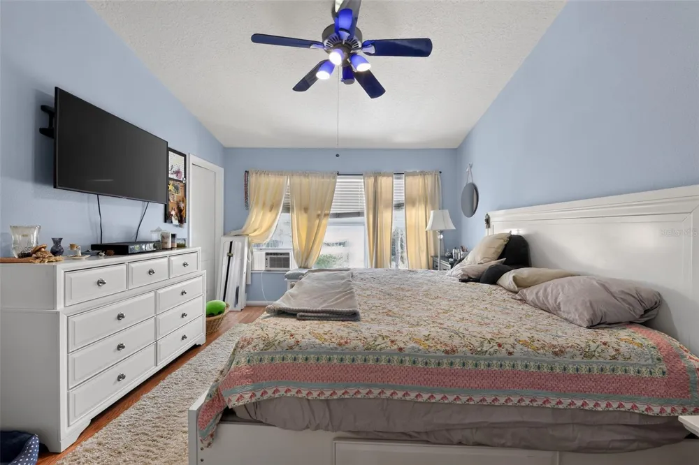2823 CONCH HOLLOW DRIVE Brandon, FL 33511