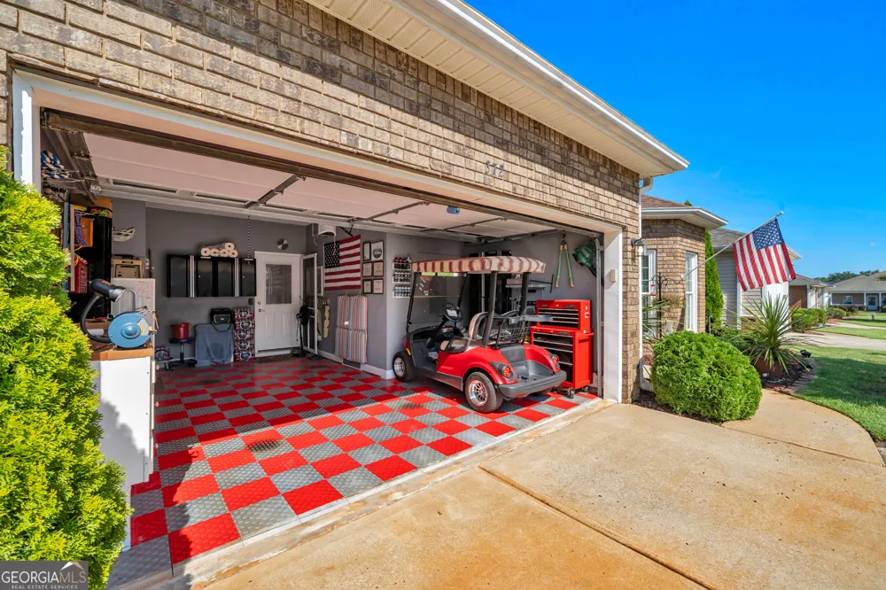 372 Spyglass Hill DR Perry, GA 31069