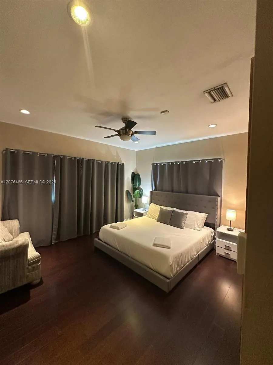 400 NE 2nd St Pompano Beach, FL 33060