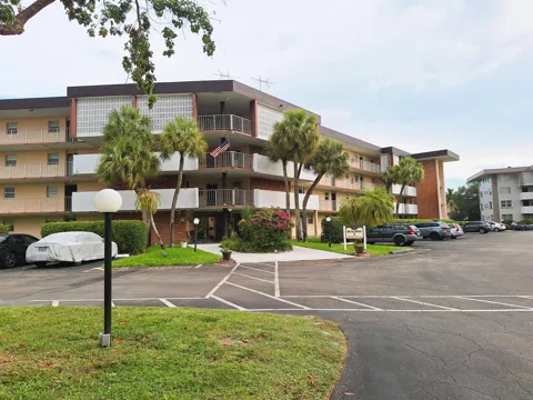 2900 NW 47TH TERRACE #303B