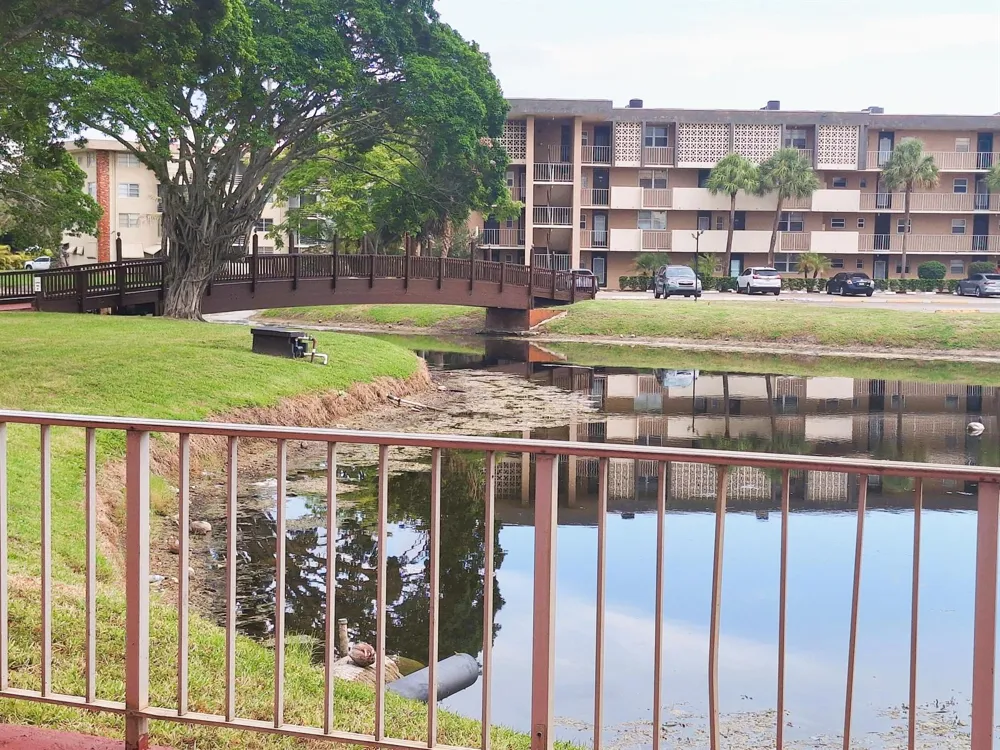2900 NW 47TH TERRACE #303B Lauderdale Lakes, FL 33313