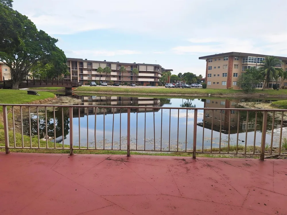 2900 NW 47TH TERRACE #303B Lauderdale Lakes, FL 33313