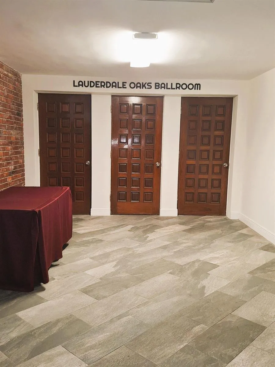 2900 NW 47TH TERRACE #303B Lauderdale Lakes, FL 33313