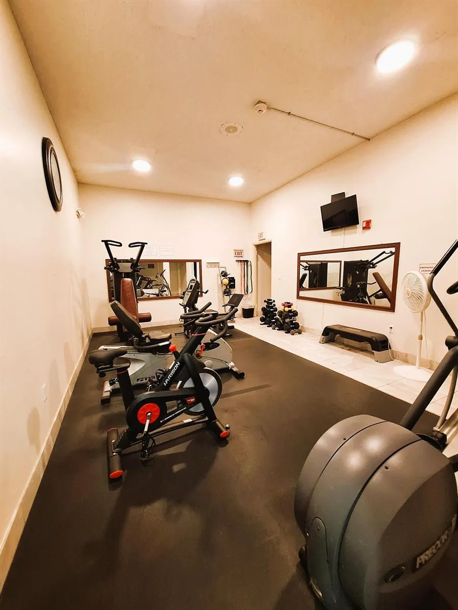 2900 NW 47TH TERRACE #303B Lauderdale Lakes, FL 33313