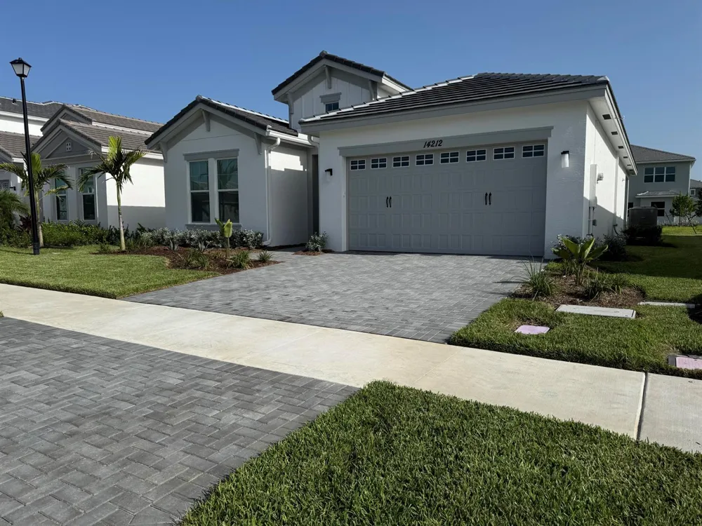 14212 Spruce Pne Drive Westlake, FL 33470