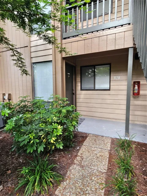 1720 GLENHOUSE DRIVE #328