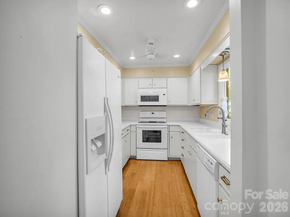 335 Melrose Avenue #111 Tryon, NC 28782