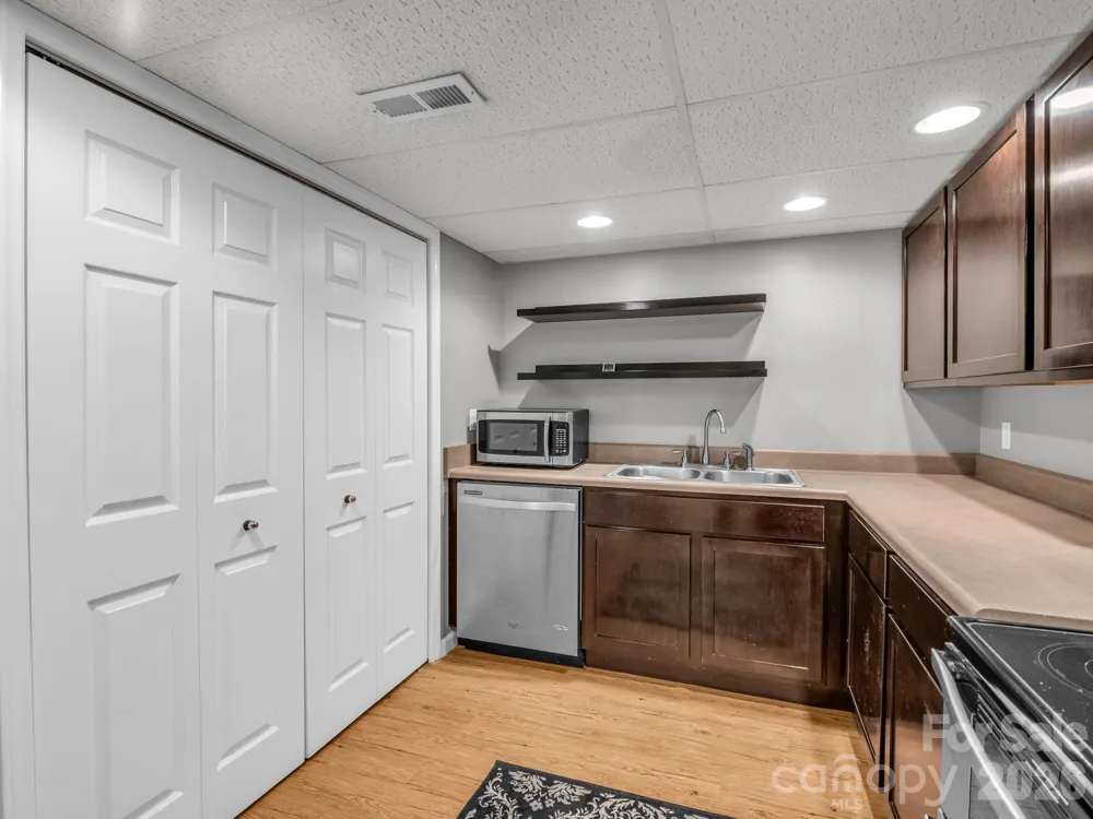 335 Melrose Avenue #111 Tryon, NC 28782