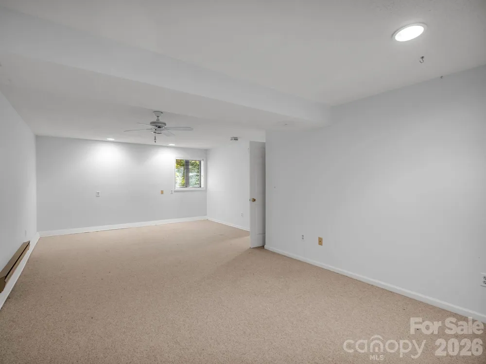 335 Melrose Avenue #111 Tryon, NC 28782