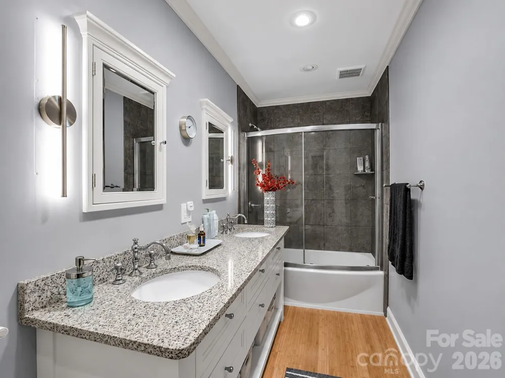 335 Melrose Avenue #111 Tryon, NC 28782